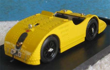 1923 BUGATTI TIPO 32 TANK, CONTESSA ELIZABETH JUNEK by BRUMM in 1/43 SCALE (NIB)