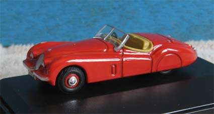 JAGUAR XK120 by OXFORD in 1/76 RAILWAY SCALE