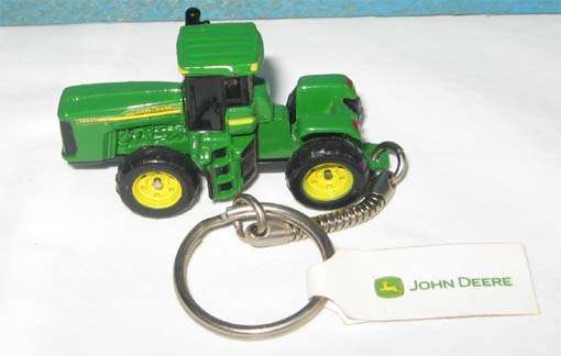 JOHN DEERE KEY RING by UNIVERSAL HOBBIES (NEW)