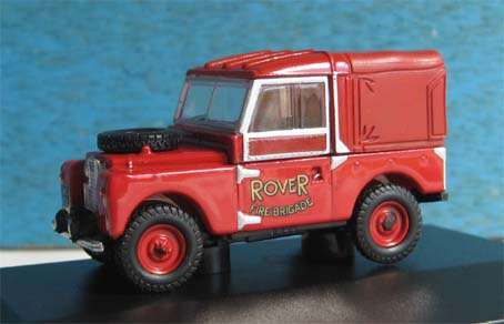 LAND ROVER - ROVER FIRE BRIGADE by OXFORD in 1/76 SCALE (NIB)