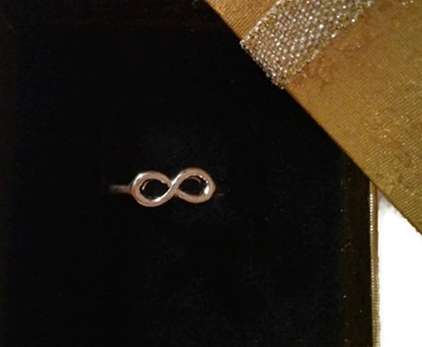 4 Fashion Rings - Infinity, Double Hearts, LOVE and Bow Ring