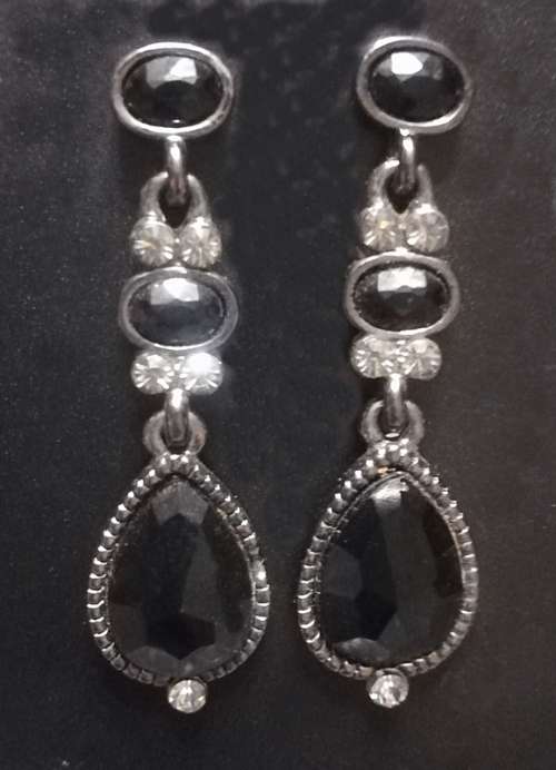 Fashion Black Tear Drop Ear-Rings
