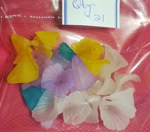 Lucite Glass Anthirium Flowers - Qty 21