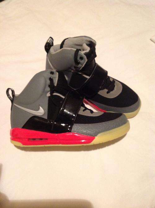 Nike Air Yeezy by Kanye West (SIZE - 10)