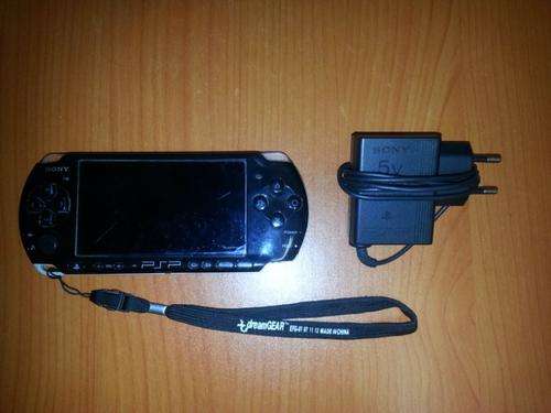 PSP 2 Console plus 7 Games