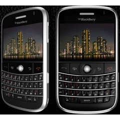 Original Blackberry Bold 9000 BOXED with Accessories, Unlocked to all networks!!