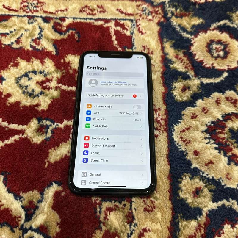 iPhone XR 64GB