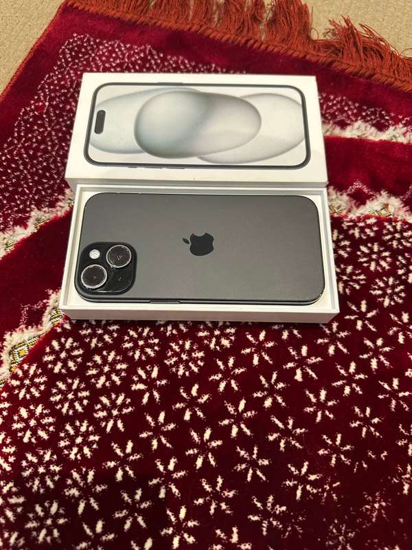 iPhone 15 256GB
