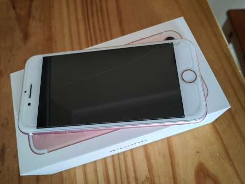 Pre-owned iPhone 7 32GB