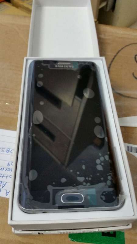 SAMSUNG GALAXY S6 EDGE PLUS,32GB,WITH BOX, ORIGINAL EARPHONES, BRILLIANT CONITION