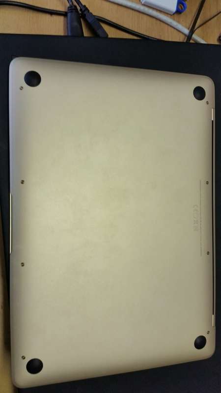APPLE MACBOOK 12, EARLY 2015, 8GB, 512 SSD, GOLD - SCREEN IS DAMAGED