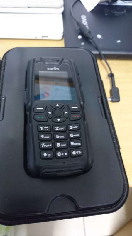 SONIM XP3.20-E QUEST WATERPROOF TOUGH PHONE