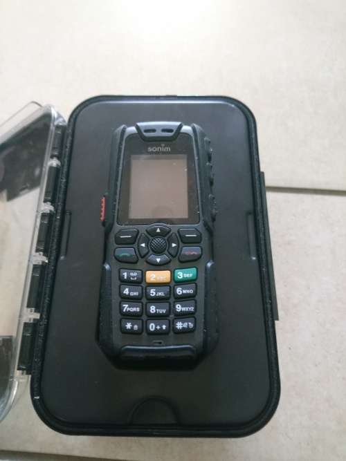 SONIM XP3.20-E QUEST WATERPROOF TOUGH PHONE