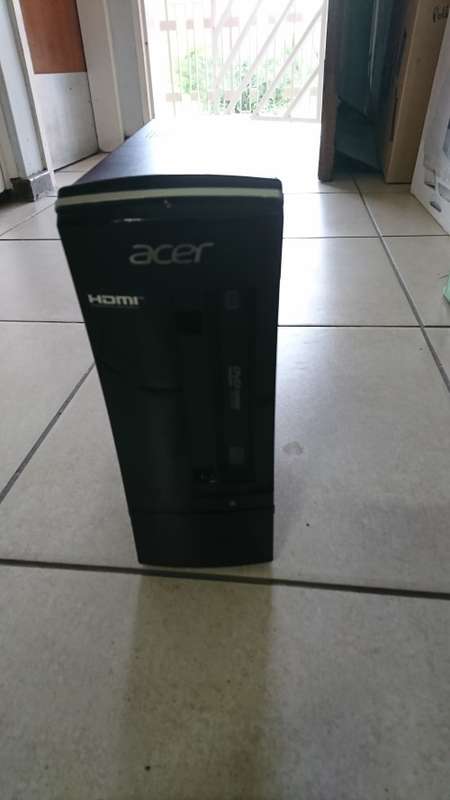 ACER ASPIRE, X3450, AMD ATHLONE II X2 220 DUAL CORE,2GB,500GB,RADEON HD 4520 GRAPHICS- PLEASE READ
