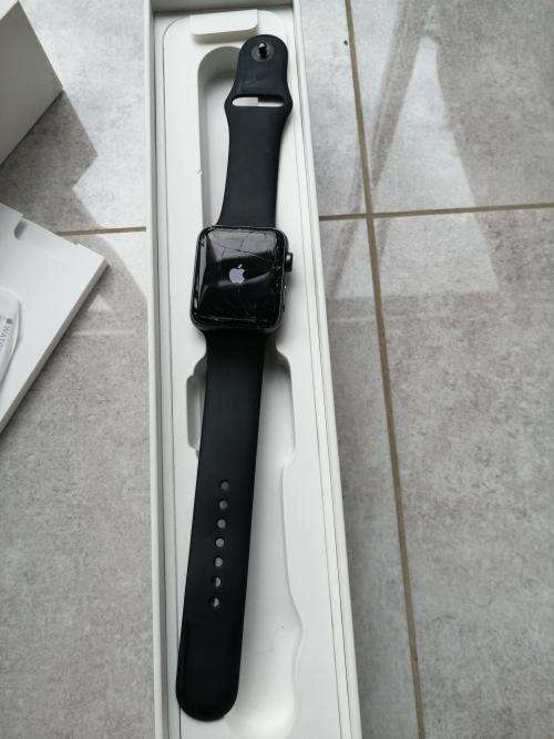 APPLE WATCH 3, 42MM, WITH BOX AND ALL ORIGINAL ACCESSORIES AND EXTRA BAND - PLEASE READ