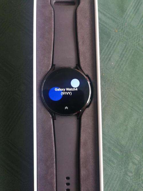 SAMSUNG WATCH 4, 44MM,BLUETOOTH,WIFI, GPS, ORIGNAL CHARGER,WITH BOX,EXCELLENT CONDITION, HARDLY USED