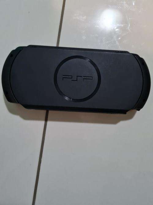 SONY PSP - WITH ORIGINAL CHARGER - WITH ORIGINAL CASING - EXCELLENT WORKING CONDITION