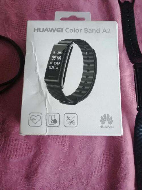 HUAWEI COLOUR BAND A2 SMART WATCH, WITH CHARGER, WITH BOX, EXCELLENT WORKING CONDITION