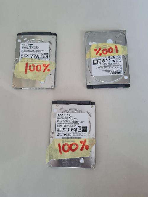 BULK LOT OF HARD DRIVES - 3 X 320GB-2.5 INCH - LAPTOP HARD DRIVES -ALL 100% HEALTH - ALL FOR ONE BID