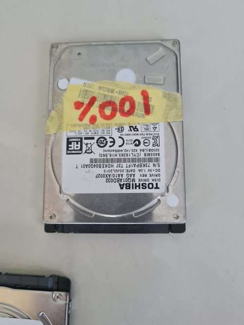 BULK LOT OF HARD DRIVES - 3 X 320GB-2.5 INCH - LAPTOP HARD DRIVES -ALL 100% HEALTH - ALL FOR ONE BID