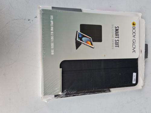 BRAND NEW SEALED - IPAD 10.2 INCH(9TH GEN) COVER AND SCREEN GUARD WORTH R1300 TOGETHER