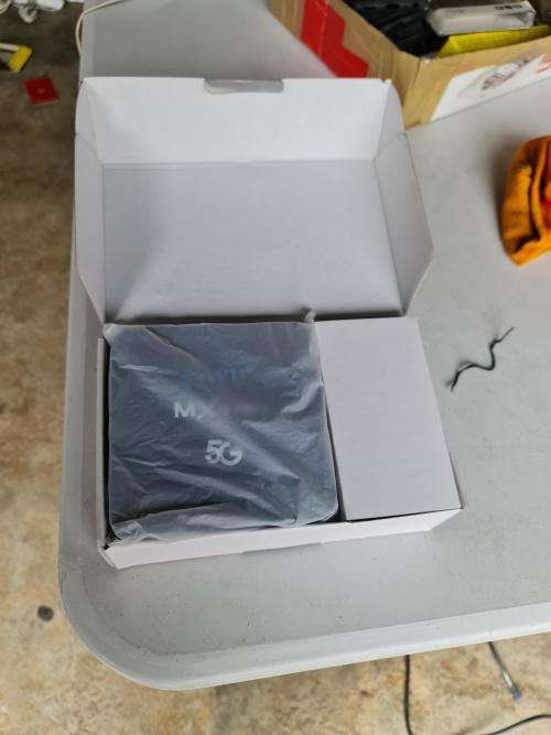 FOYU TV BOX - WITH REMOTE - 32GB - WITH BOX