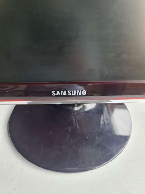 SAMSUNG SYNCMASTER SA350 - 24 INCH LED MONITOR - S24A350H - 24 INCH LED SCREEN