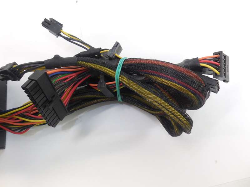 GIGABYTE GE-P585A-C2 POWER SUPPLY - 585W - WITH 6 PIN CONNECTOR - FULL WORKING CONDITION