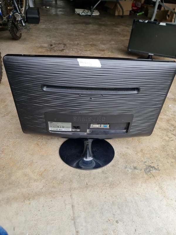 FULLY WORKING - SAMSUNG SYNCMASTER B2330 - 23 INCH LCD MONITOR - B2330H - 23 INCH LCD SCREEN, HDMI