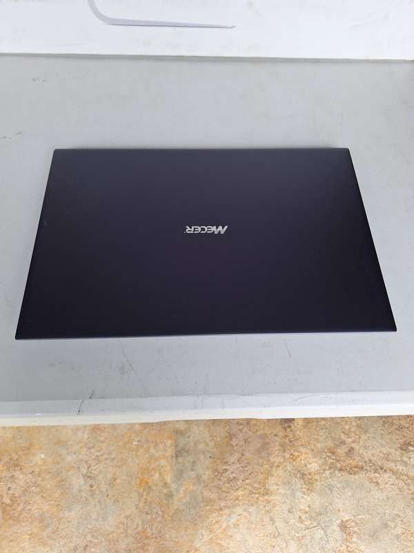 BRAND NEW - NO BOX - NOT USED - MECER INSPIRE Q22M-i5 - CORE i5 - 12TH GEN - 8GB - 512GB SSD - 15.6`