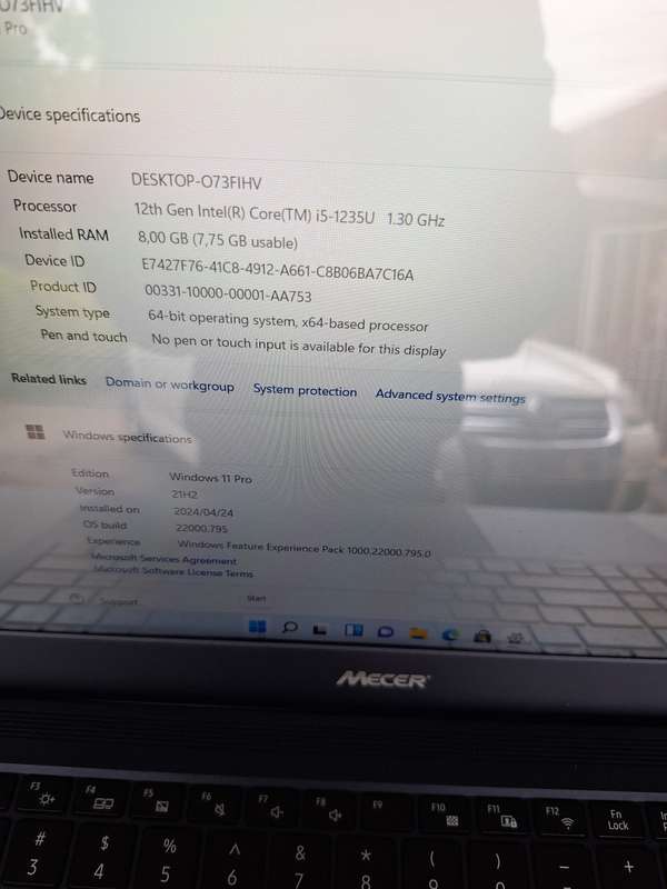 BRAND NEW - NO BOX - NOT USED - MECER INSPIRE Q22M-i5 - CORE i5 - 12TH GEN - 8GB - 512GB SSD - 15.6`
