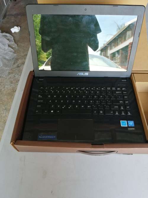 ASUS X451M, CELERON N2840, 2GB, 500GB, 14 INCH SCREEN, BRAND NEW BATTERY, WİTH CHARGERWİTH BOX