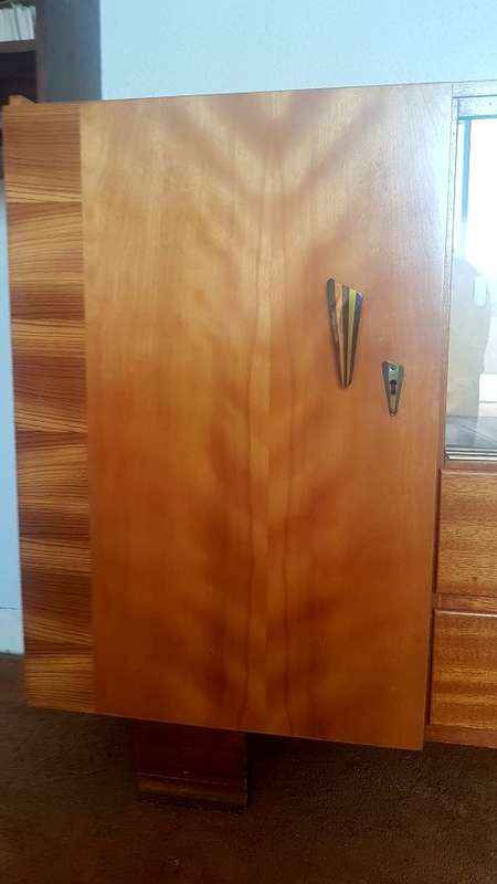 Stunning Mid Century Modern or RETRO CABINET