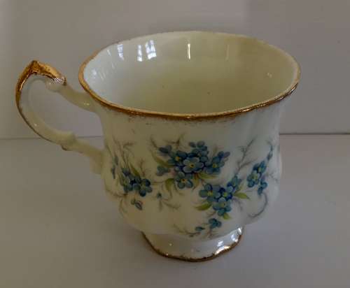 Vintage Paragon 'Remember Me'  Fine Bone China Trio