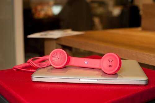 Native Union Retro Pop Up Phone
