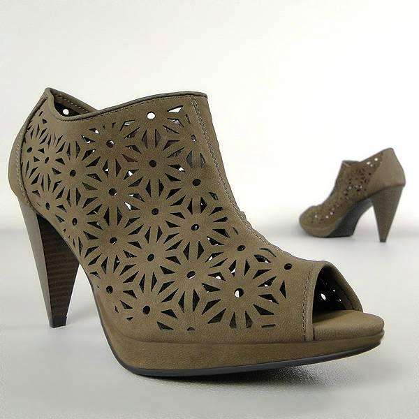 SIZE: 6,5 PUMPS (306)