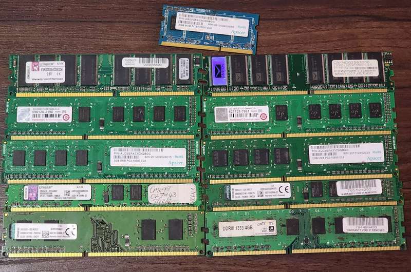 11 RAM sticks