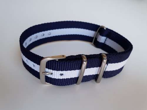 22mm Nato Watch Strap Navy/White