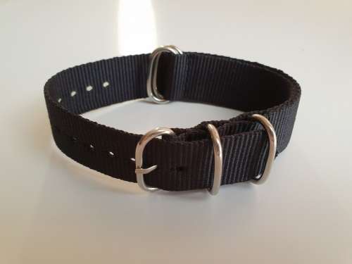 22mm Nato Watch Strap 5-Ring Black