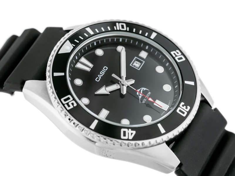 Casio Duro 200m Dive Watch (MDV106-1AV)