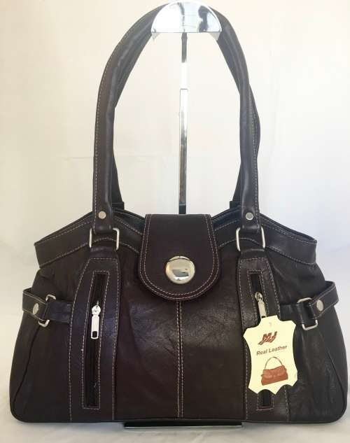 **Only one**LADIES GENUINE LEATHER HAND BAG. SIMPLY GORGEOUS!!l