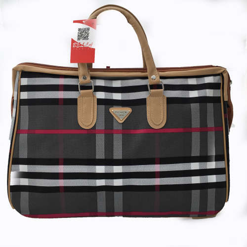 **New**X-LARGE TRAVEL/WEEKEND BAG. Step out like a CELEB! Gorgeous!