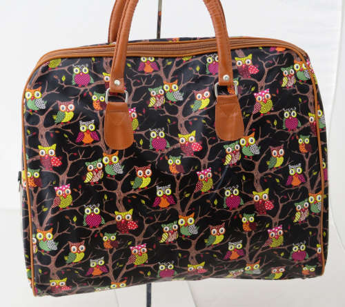 **New** TRAVEL/WEEKEND BAG in the latest OWL design. Large enough for EVERYTHING!