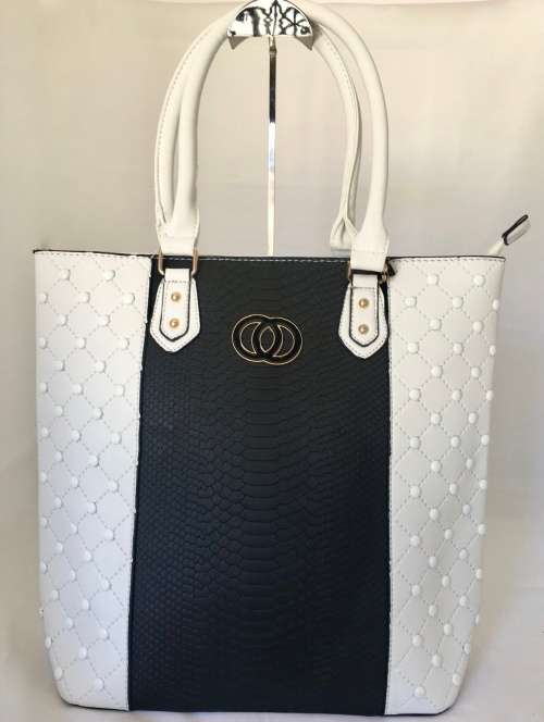 **Gorgeous** Designer Ladies HandBag in Black & White,Quality PU Leather - Great for work and Play!