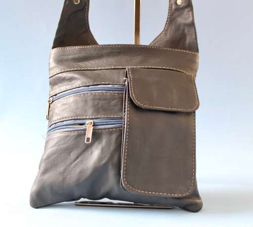 **NEW**Unisex 100% GENUINE LEATHER SHOULDER BAG IN Grey.Handcrafted Masterpiece!