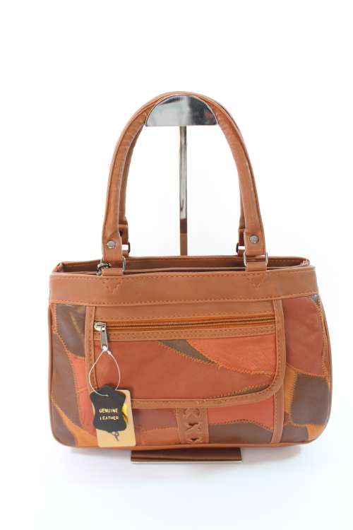 LADIES GENIUNE LEATHER HAND BAG IN  A  Shades Brown. SIMPLY GORGEOUS!!l