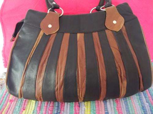 LADIES GENUINE LEATHER HAND BAG IN  A Black and Brown. SIMPLY GORGEOUS!!