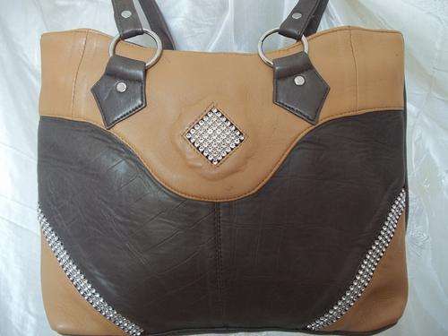 LADIES GENUINE SUEDE LEATHER HAND BAG IN  A GREY & TAN . SIMPLY GORGEOUS!!