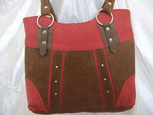 LADIES GENUINE SUEDE LEATHER HAND BAG. SIMPLY GORGEOUS!!