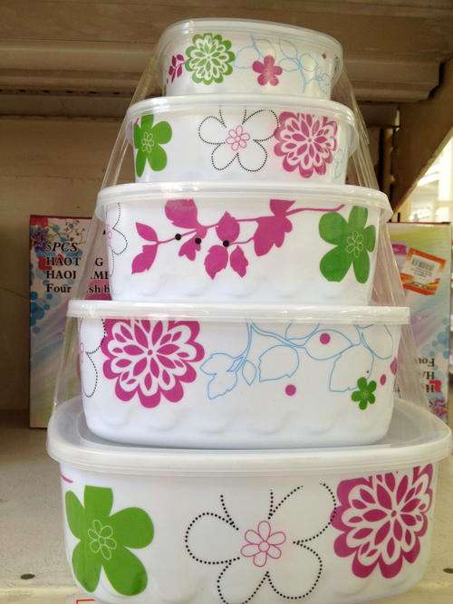 Beautiful , bright fresh, strong container set with lids. Great for storage and very Pretty!